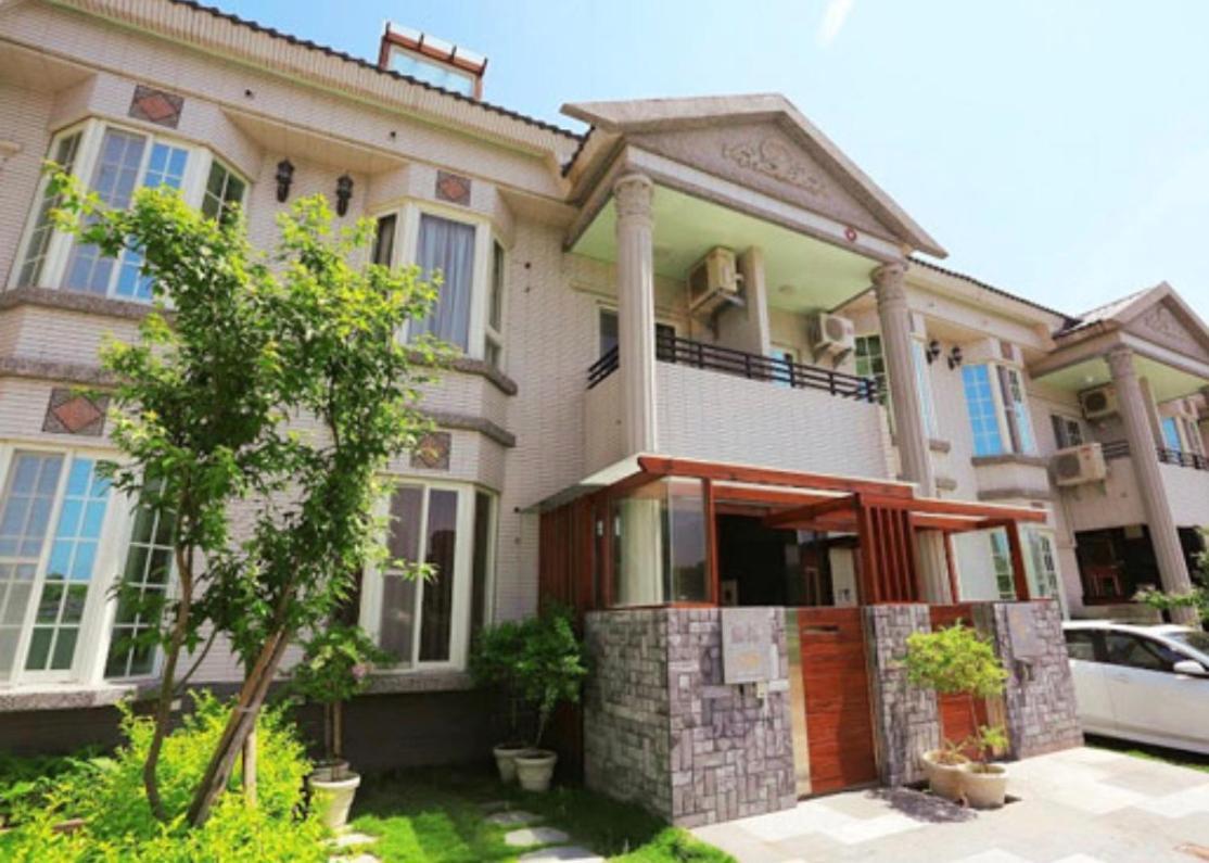 Pretty B&B Kota Hualien Bagian luar foto