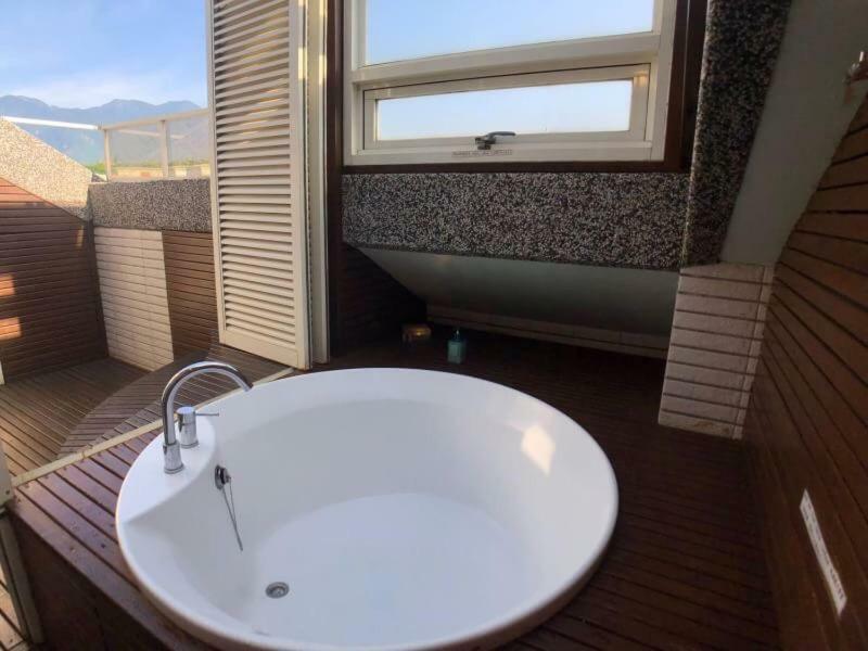 Pretty B&B Kota Hualien Bagian luar foto